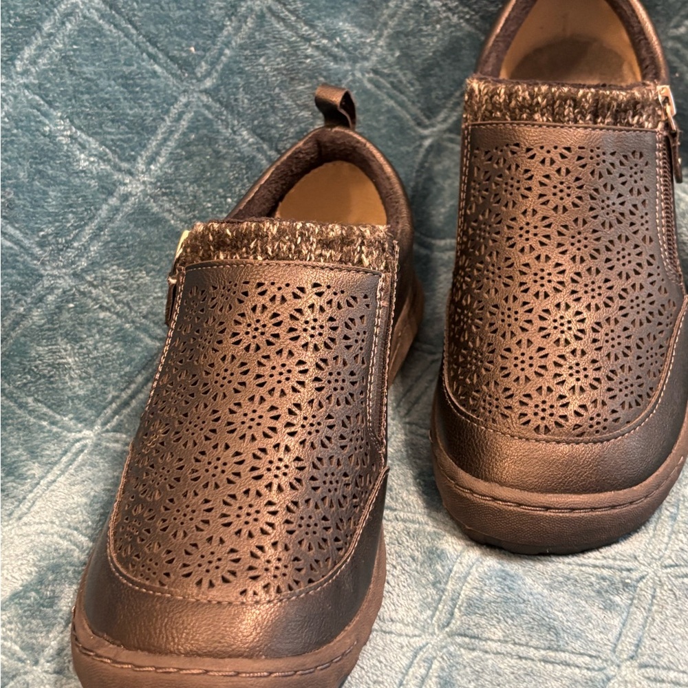 JBU BY JAMBU WOMEN'S AMBER SLIP-ON SHOE